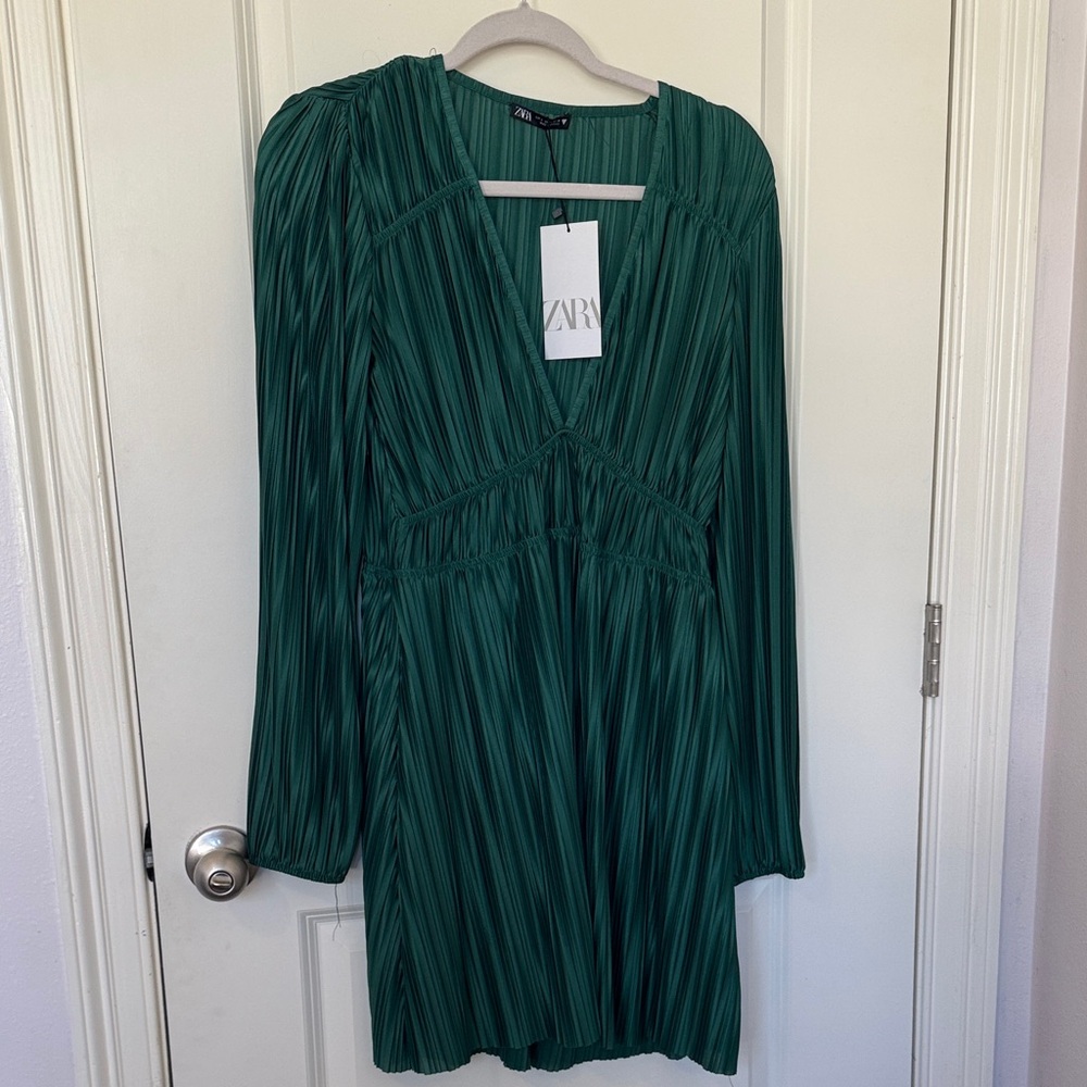 Zara Green Long Sleeve Dress